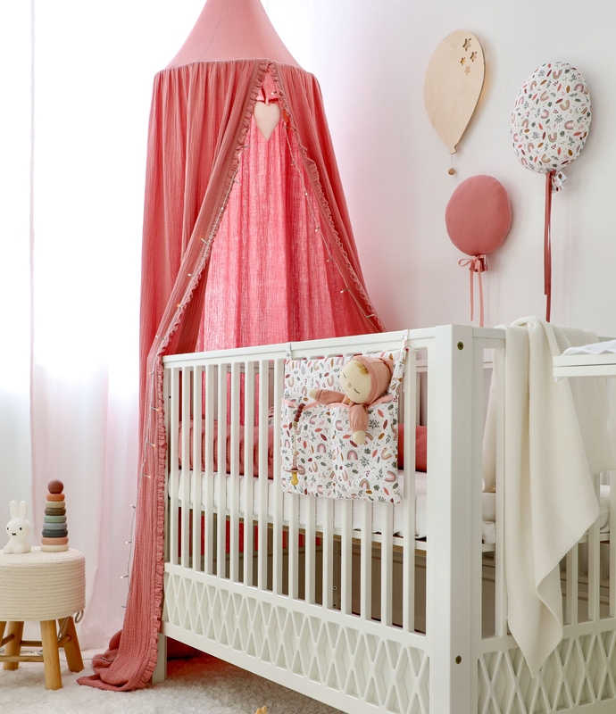 Babyzimmer mit rosa Regenbogen Kollektion von Dinki Balloon