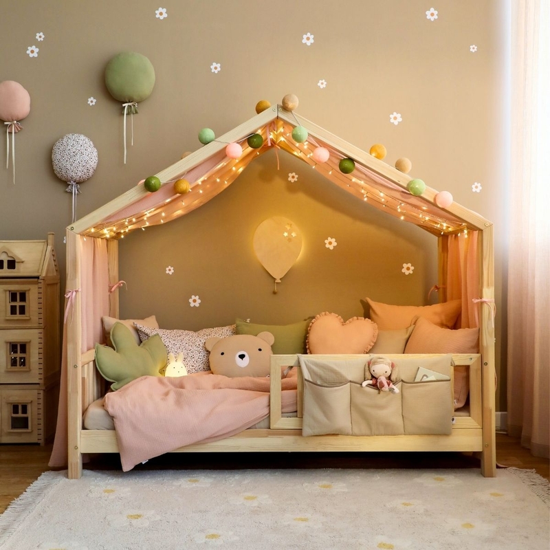 Kinderzimmer für Mädchen in Puderrosa, Beige &amp; Hellgrün